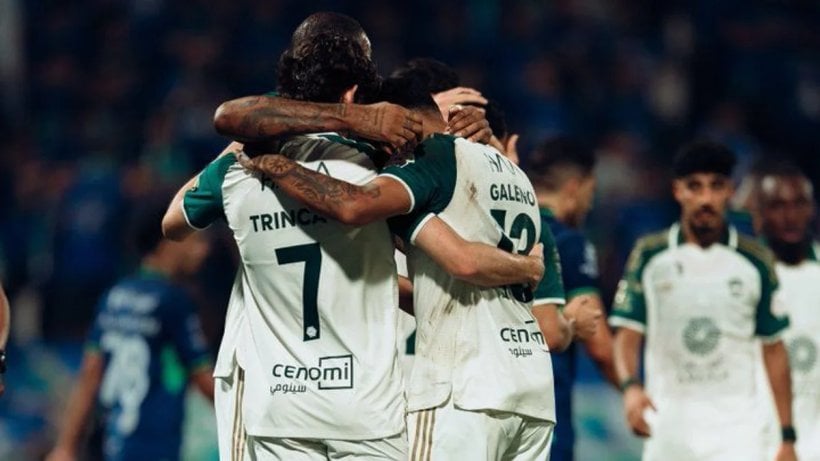 الأهلي يفرض كلمته على الفتح برباعية نظيفة في دوري روشن